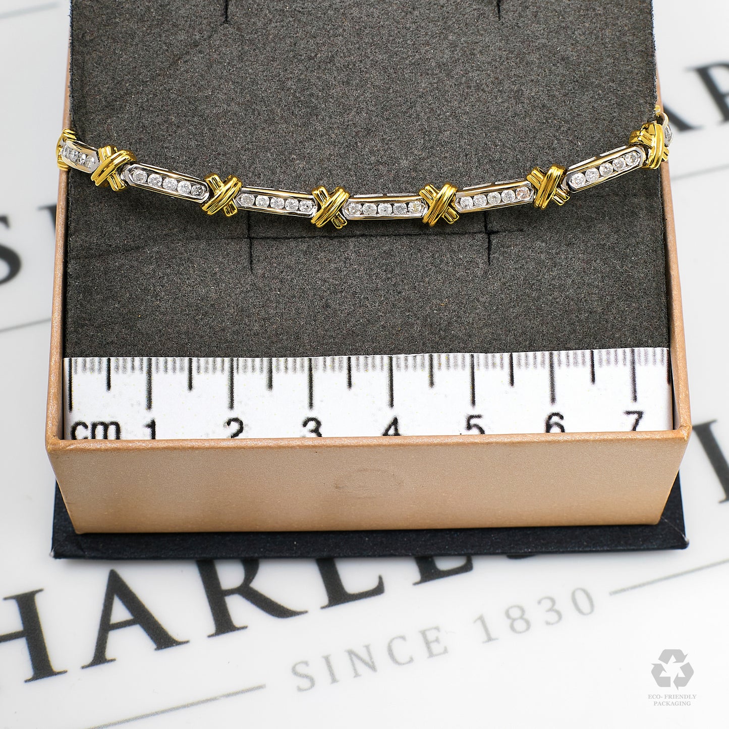 Pre-Owned 18ct Gold 2 Tone Diamond Bracelet 7 Inch