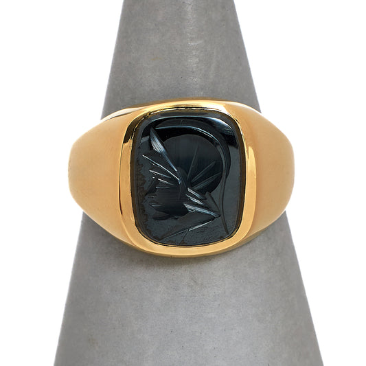 Pre-Owned 9ct Gold Hematite Intaglio Ring Size P