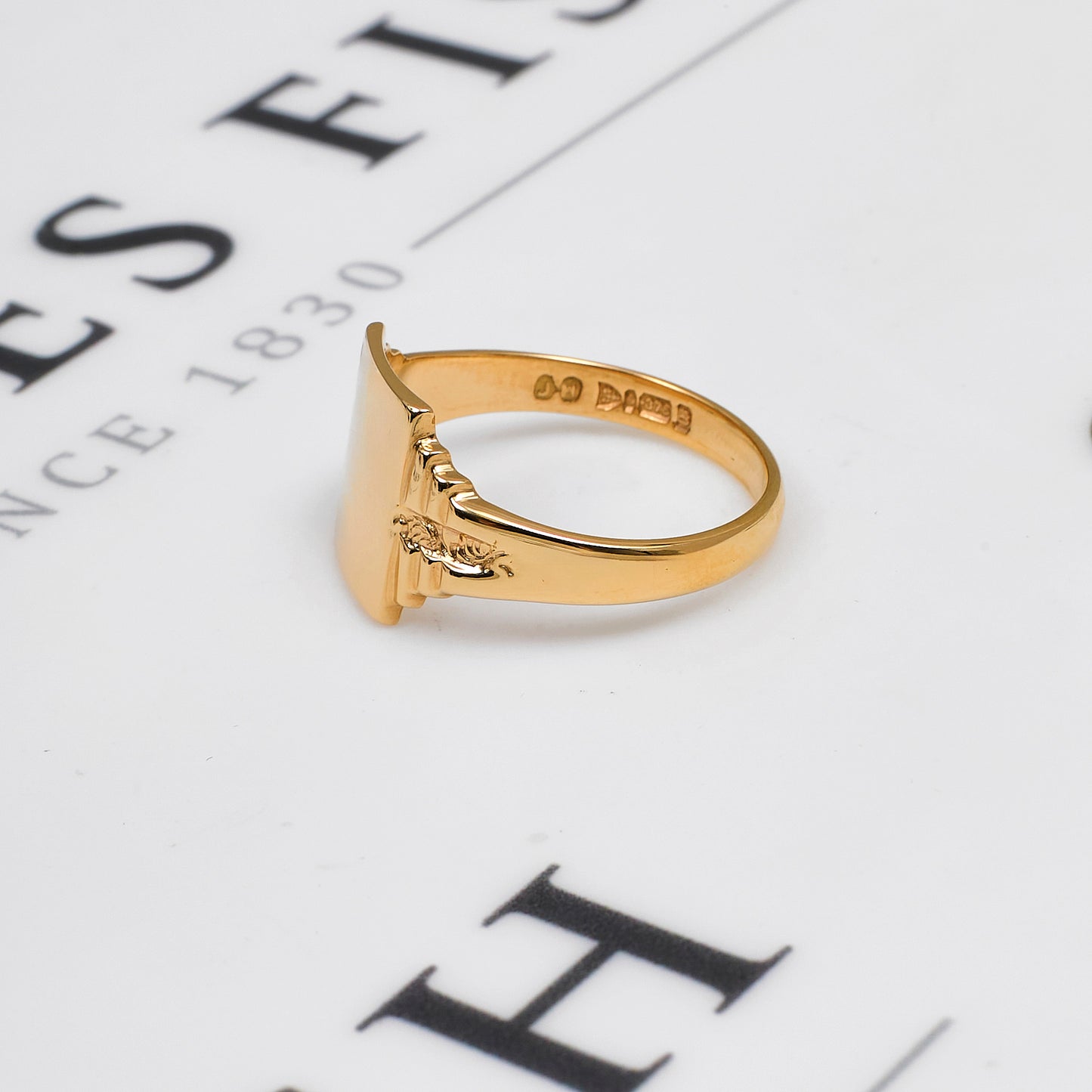 Pre-Owned 9ct Gold Mens Signet Ring Size W