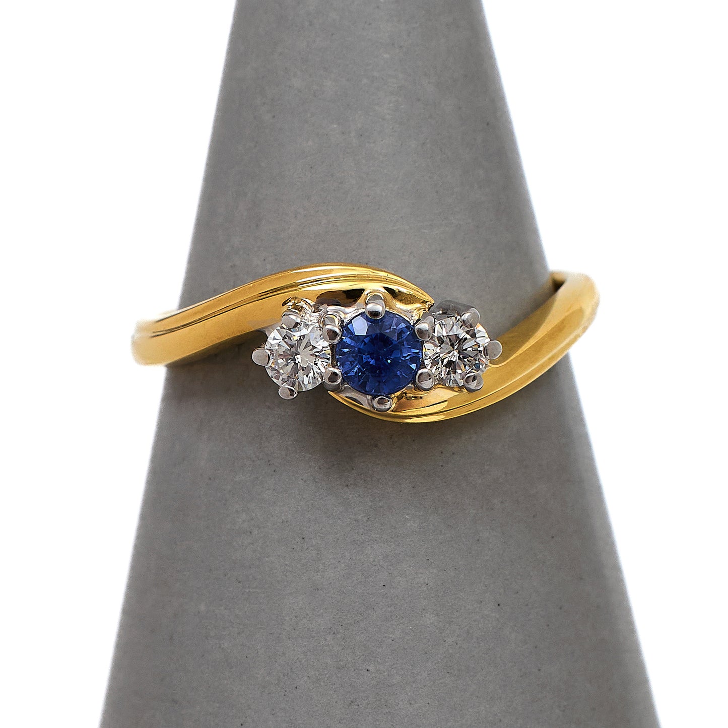 Pre-Owned 18ct Gold Sapphire & Diamond Twist Ring Size M.5