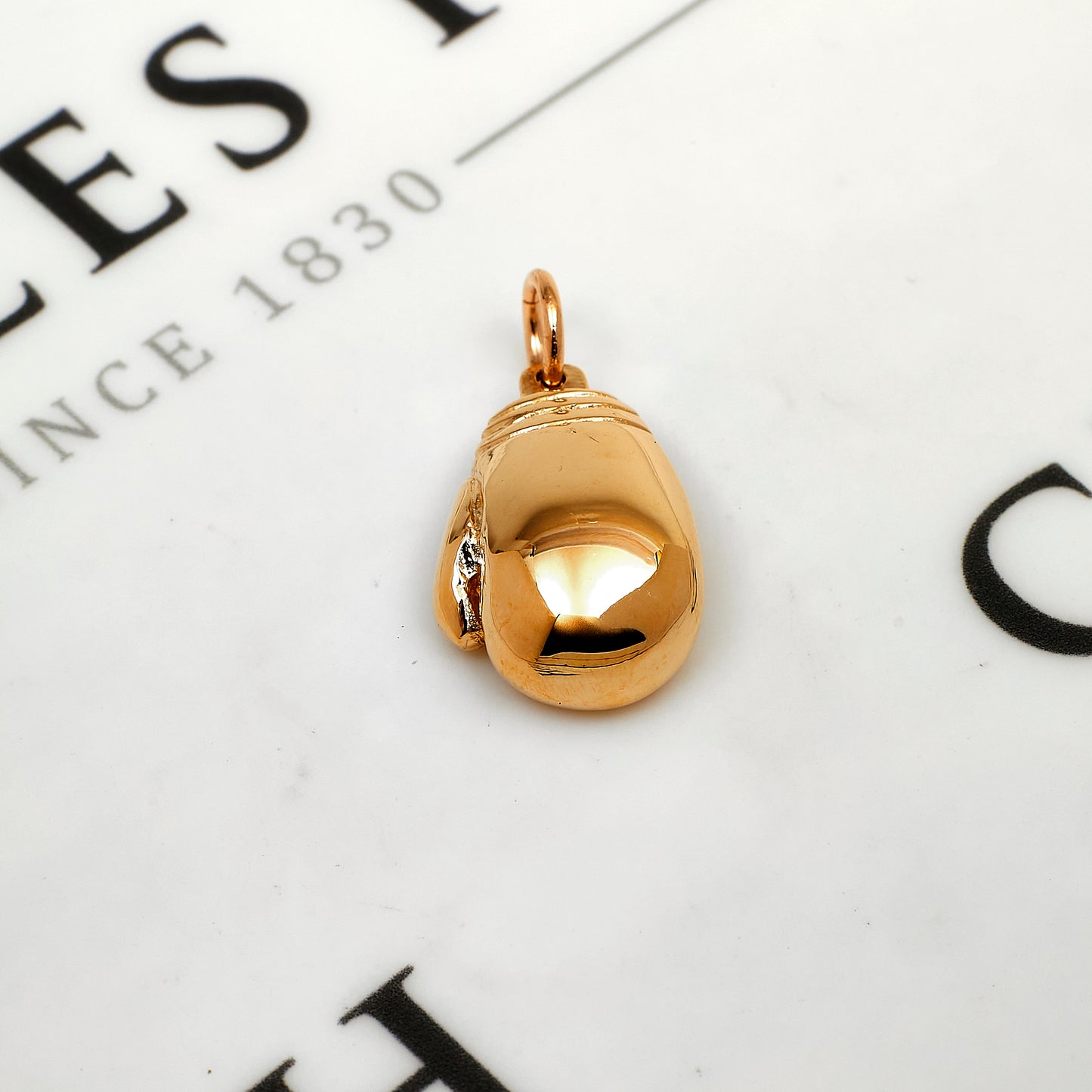 Pre-Owned 9ct Gold Boxing Glove Pendant