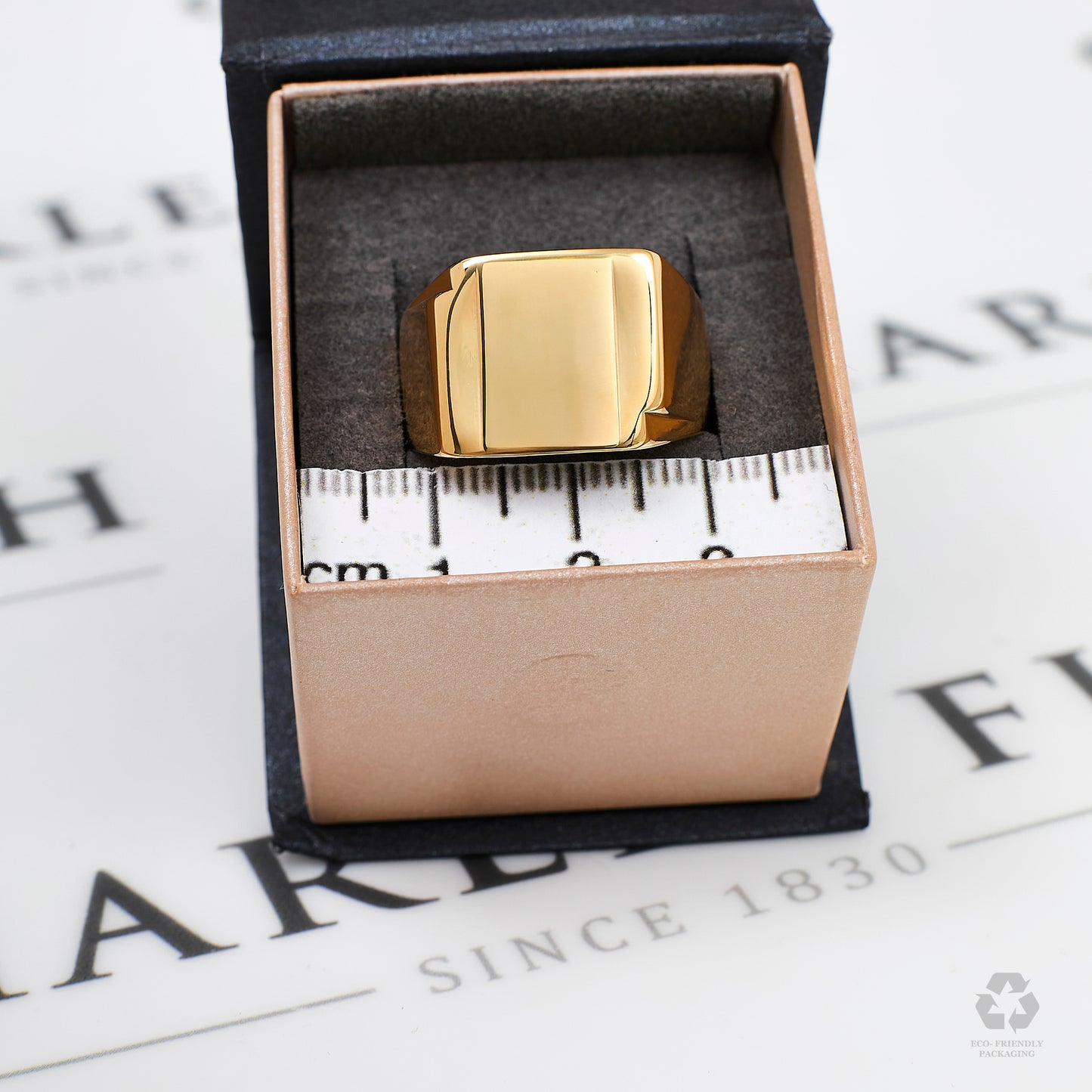 Pre-Owned 9ct Gold Mens Curved Sides Rectangle Signet Ring