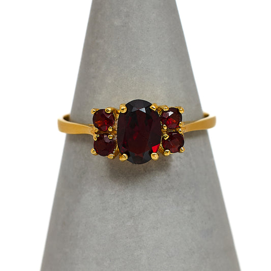 Pre-Owned 18ct Gold 5 Garnet Ring Size L