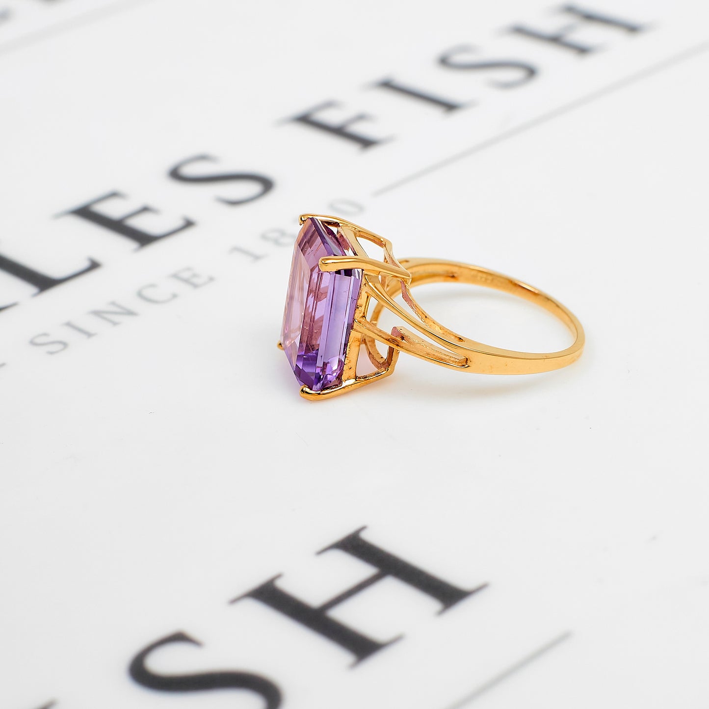 Pre-Owned 14ct Gold Rectangle Amethyst Ring Size P
