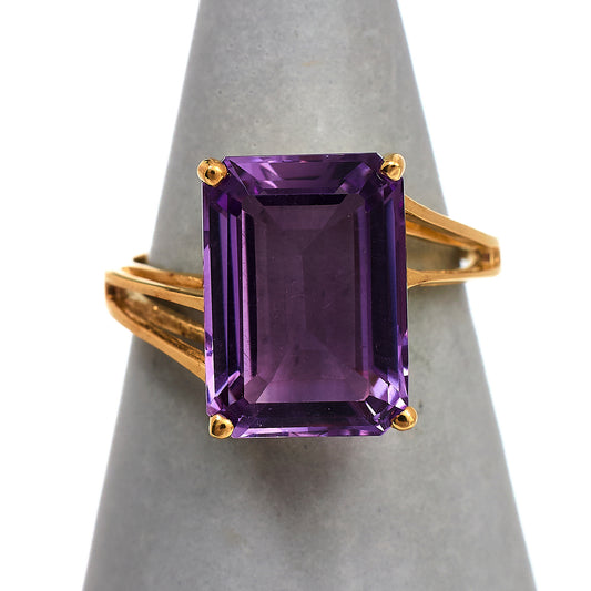 Pre-Owned 14ct Gold Rectangle Amethyst Ring Size P