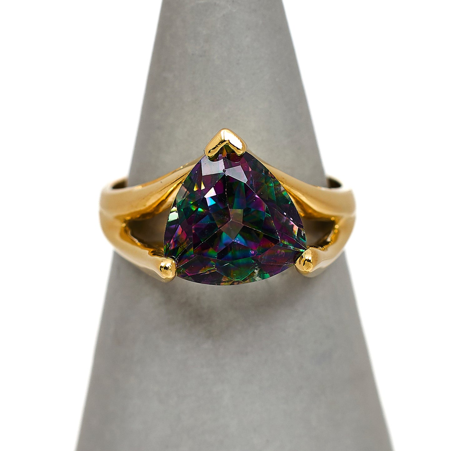 Pre-Owned 9ct Gold Triangle Shape Coated Topaz Ring Size M.5