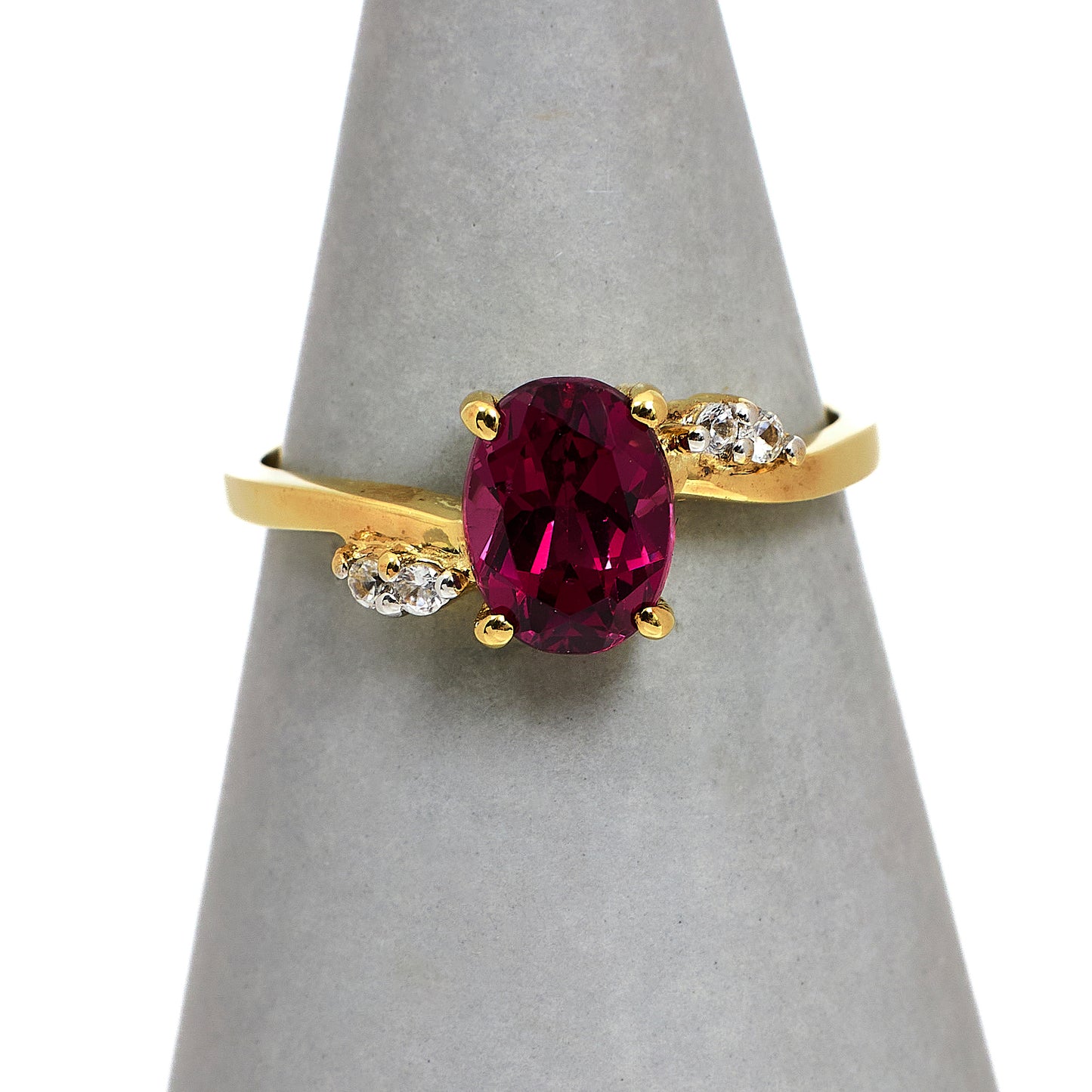 Pre-Owned 9ct Gold Garnet & White Zircon Ring Size N