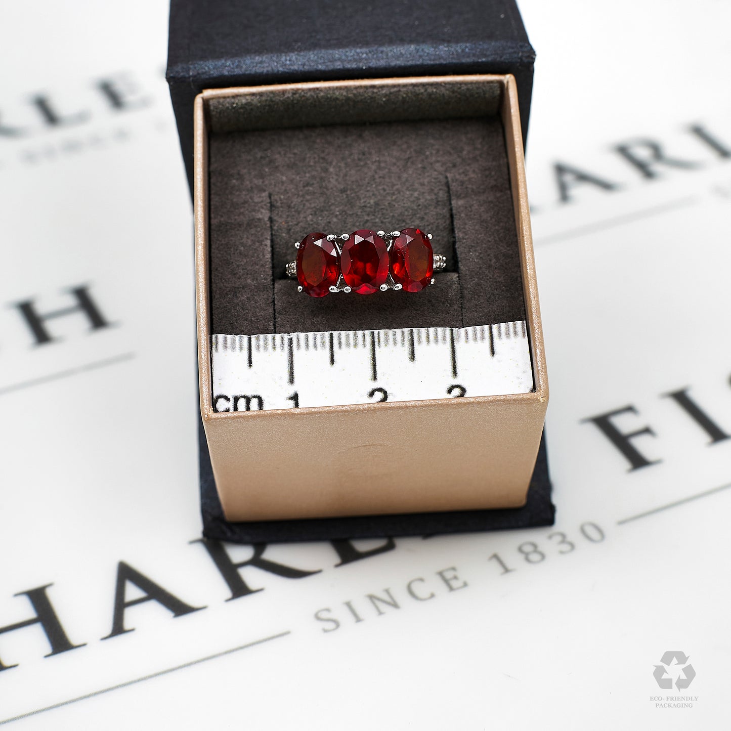 Pre-Owned 9ct White Gold Garnet & White Zircon Ring Size N