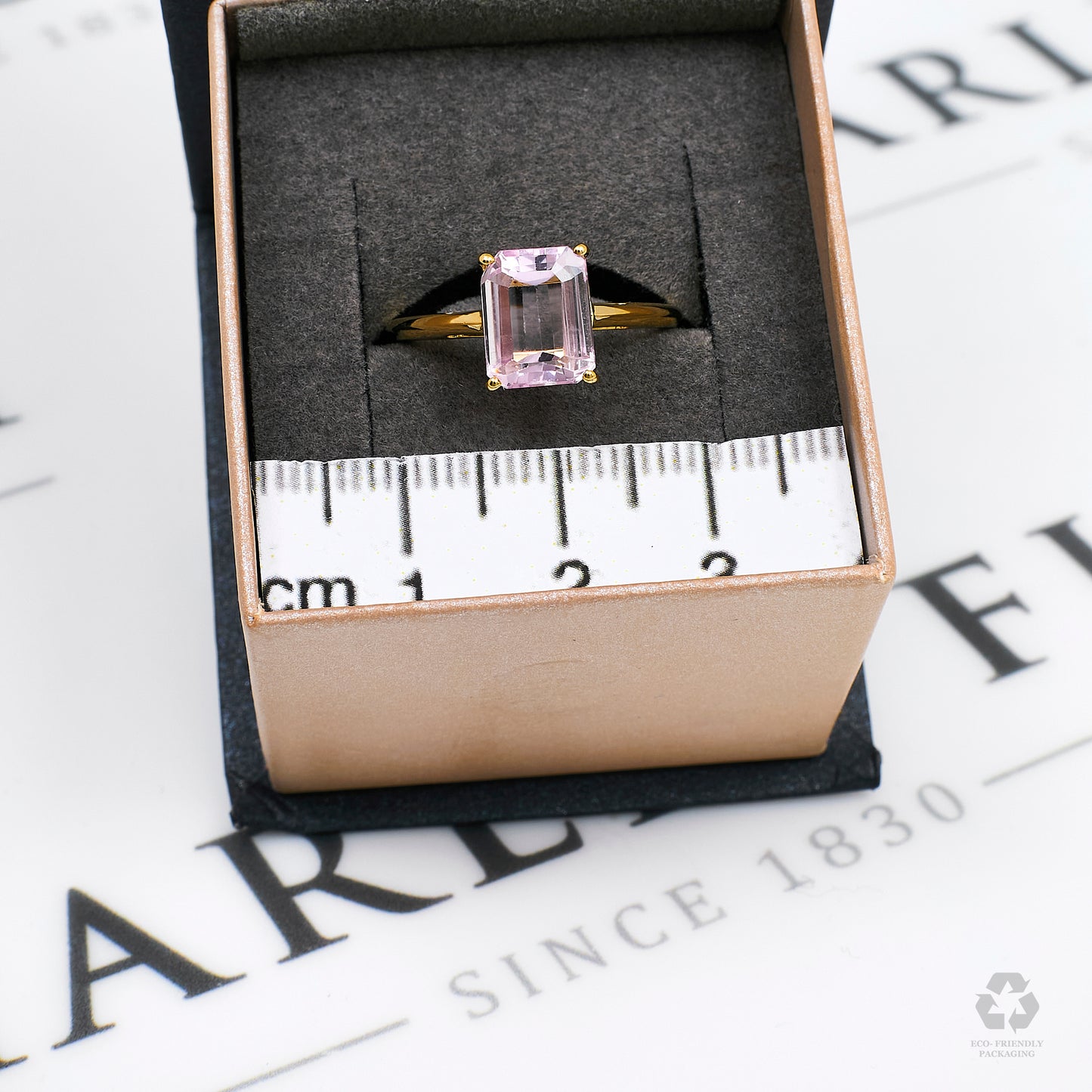 Pre-Owned 9ct Gold Rectangle Kunzite Ring Size N