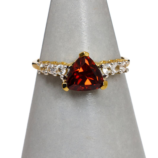Pre-Owned 9ct Gold Red & White Zircon Dress Ring Size N.5