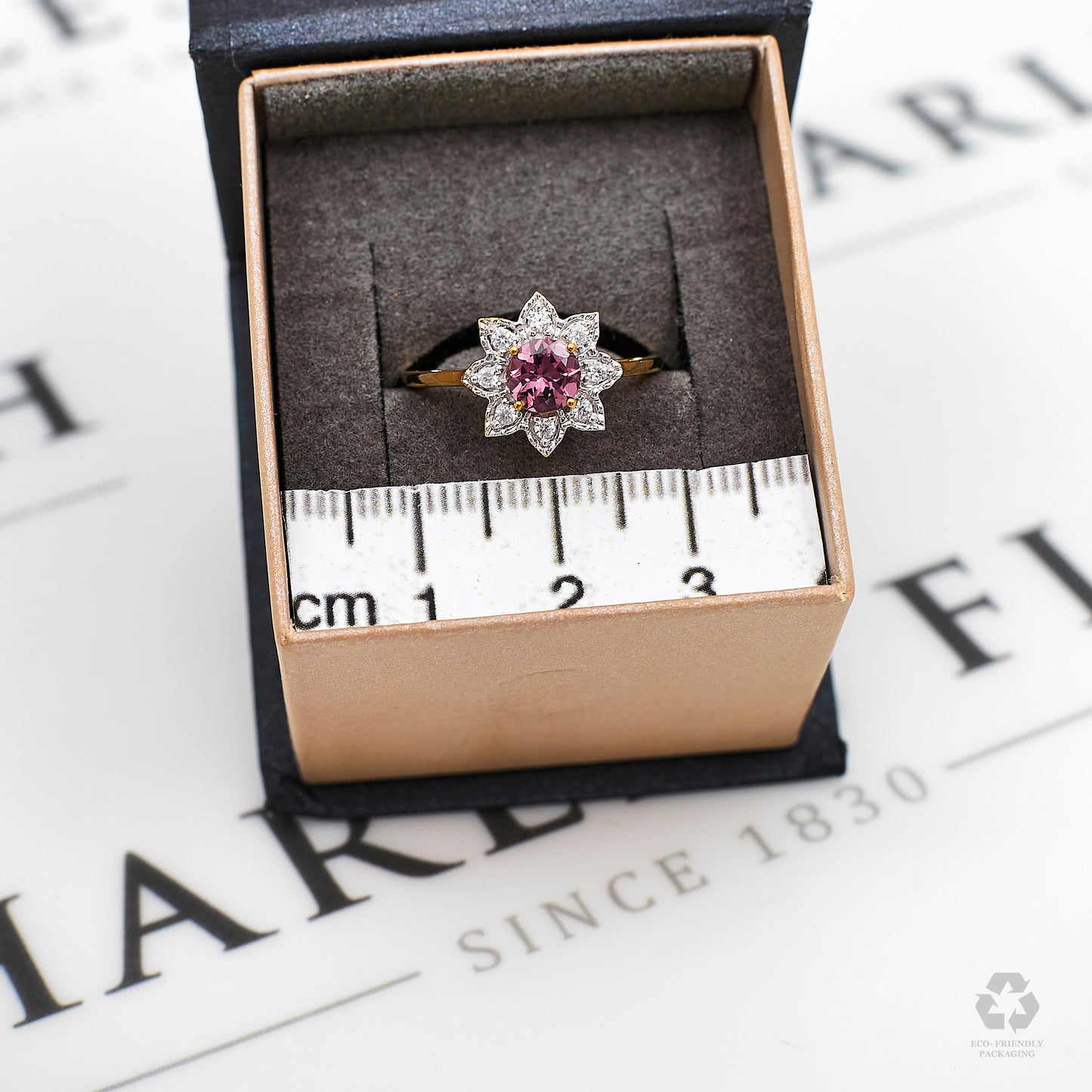 Pre-Owned 9ct Gold Garnet & White Zircon Cluster Ring