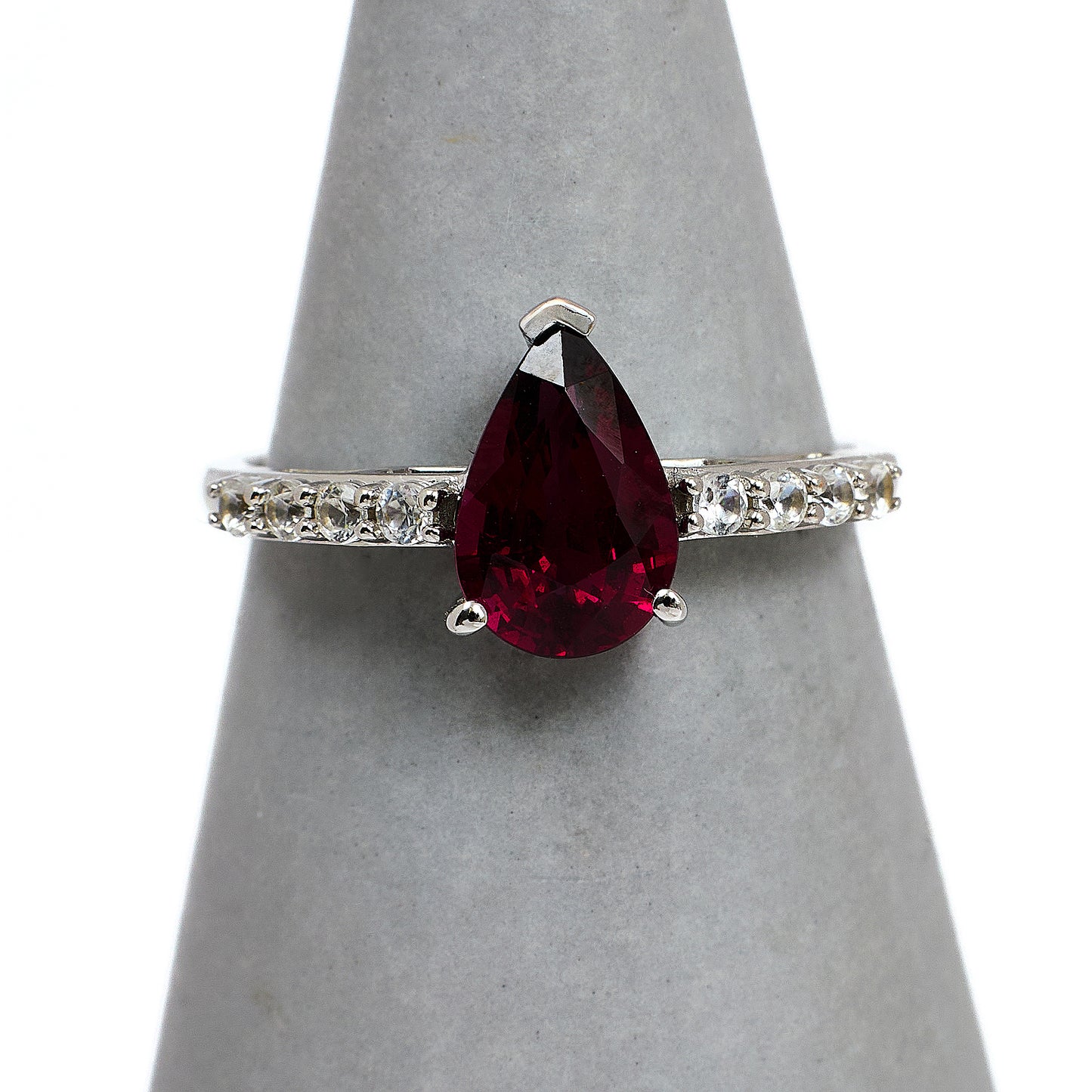 Pre-Owned 9ct White Gold Garnet & Zircon Ring Size N