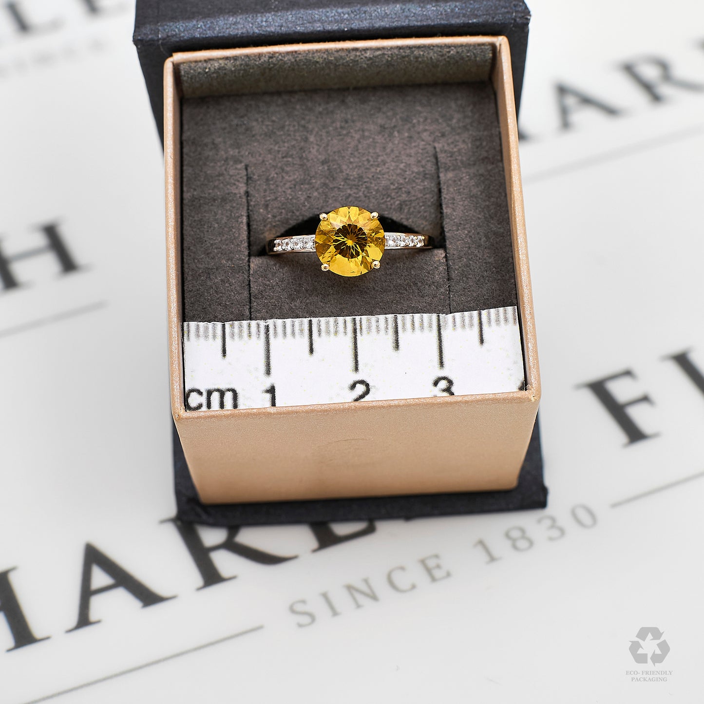 Pre-Owned 9ct Gold Yellow & White Zircon Ring Size N