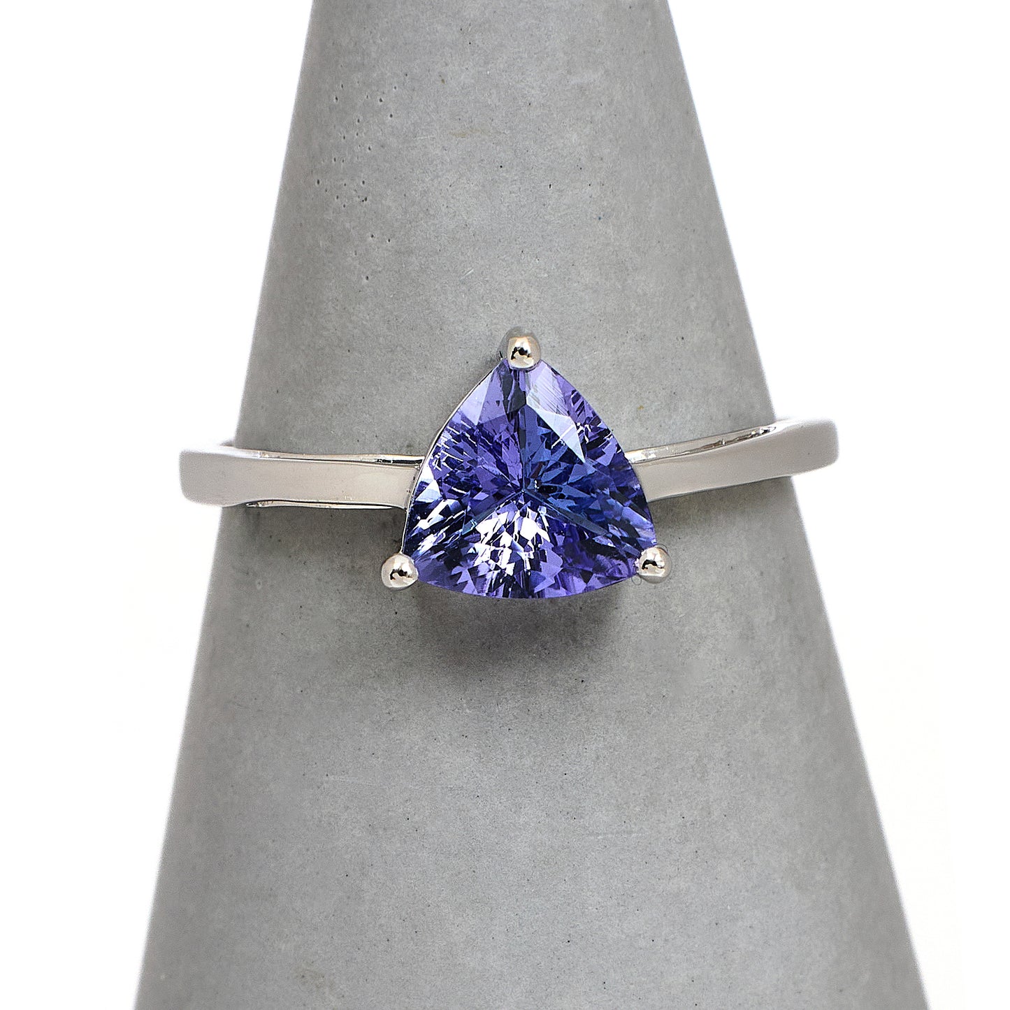 Pre-Owned 9ct White Gold Triangle Tanzanite Ring Size N