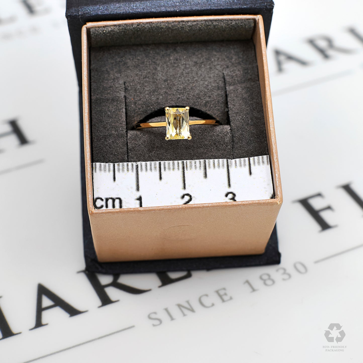 Pre-Owned 9ct Gold Rectangular Spodumene Ring Size N.5