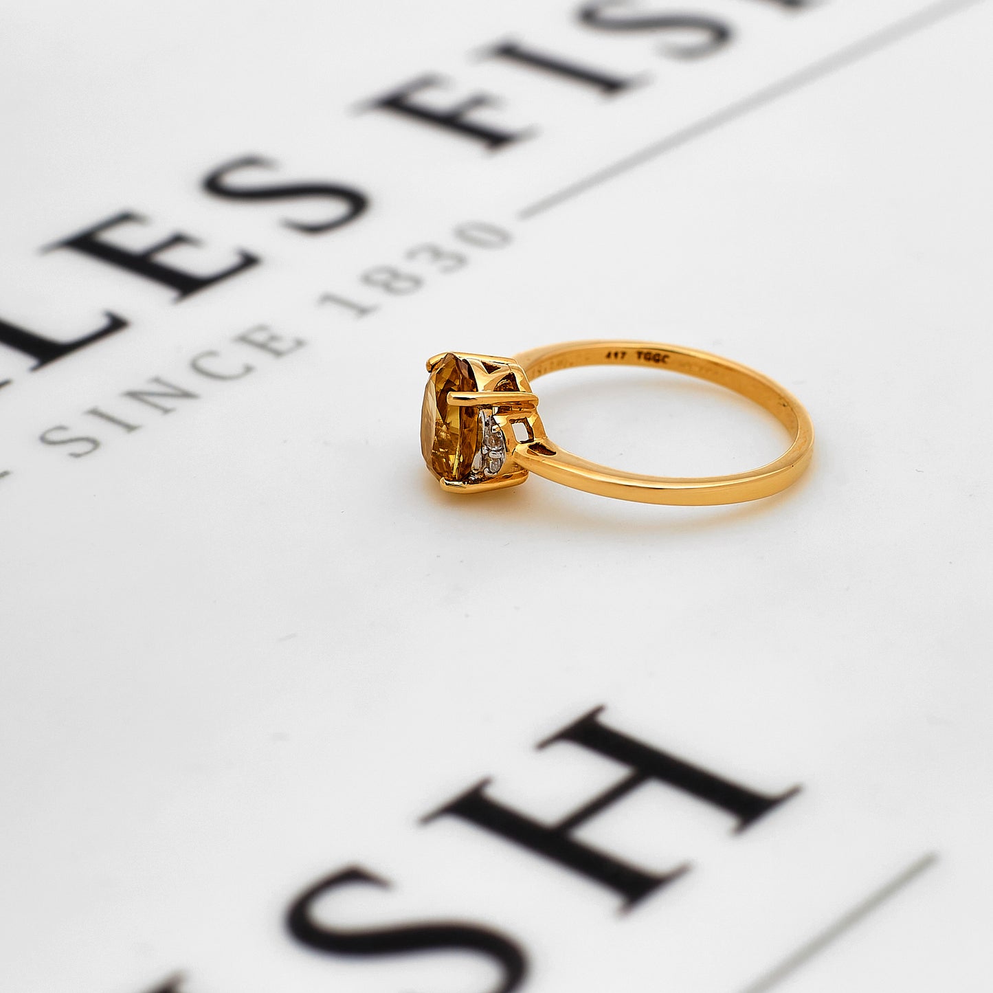 Pre-Owned 9ct Gold Yellow & White Zircon Ring Size N