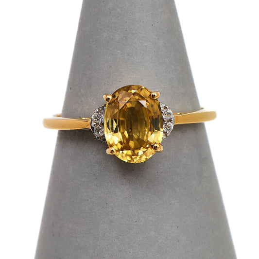 Pre-Owned 9ct Gold Yellow & White Zircon Ring Size N