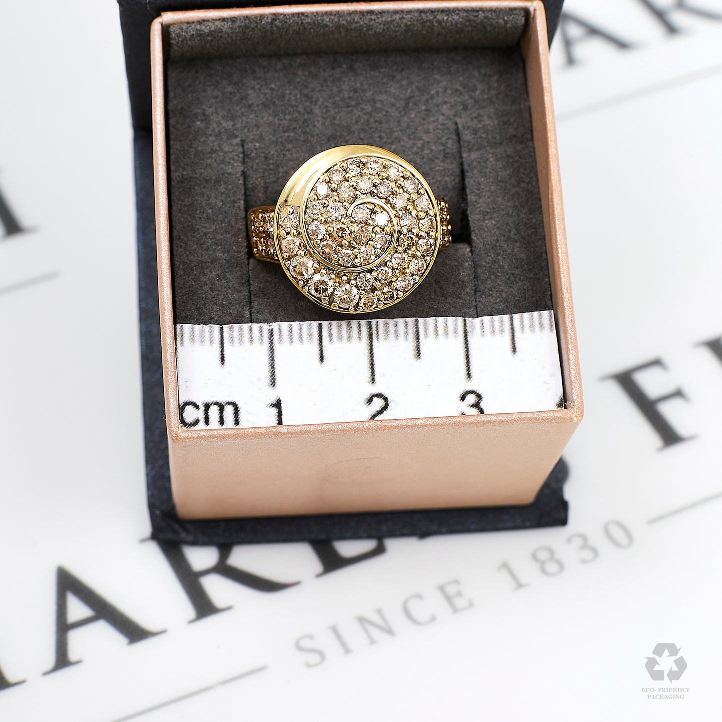 Pre-Owned 9ct Gold Diamond Spiral Design Ring Size N