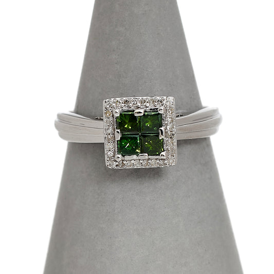 Pre-Owned 9ct White Gold Green Treated Diamond Cluster Ring