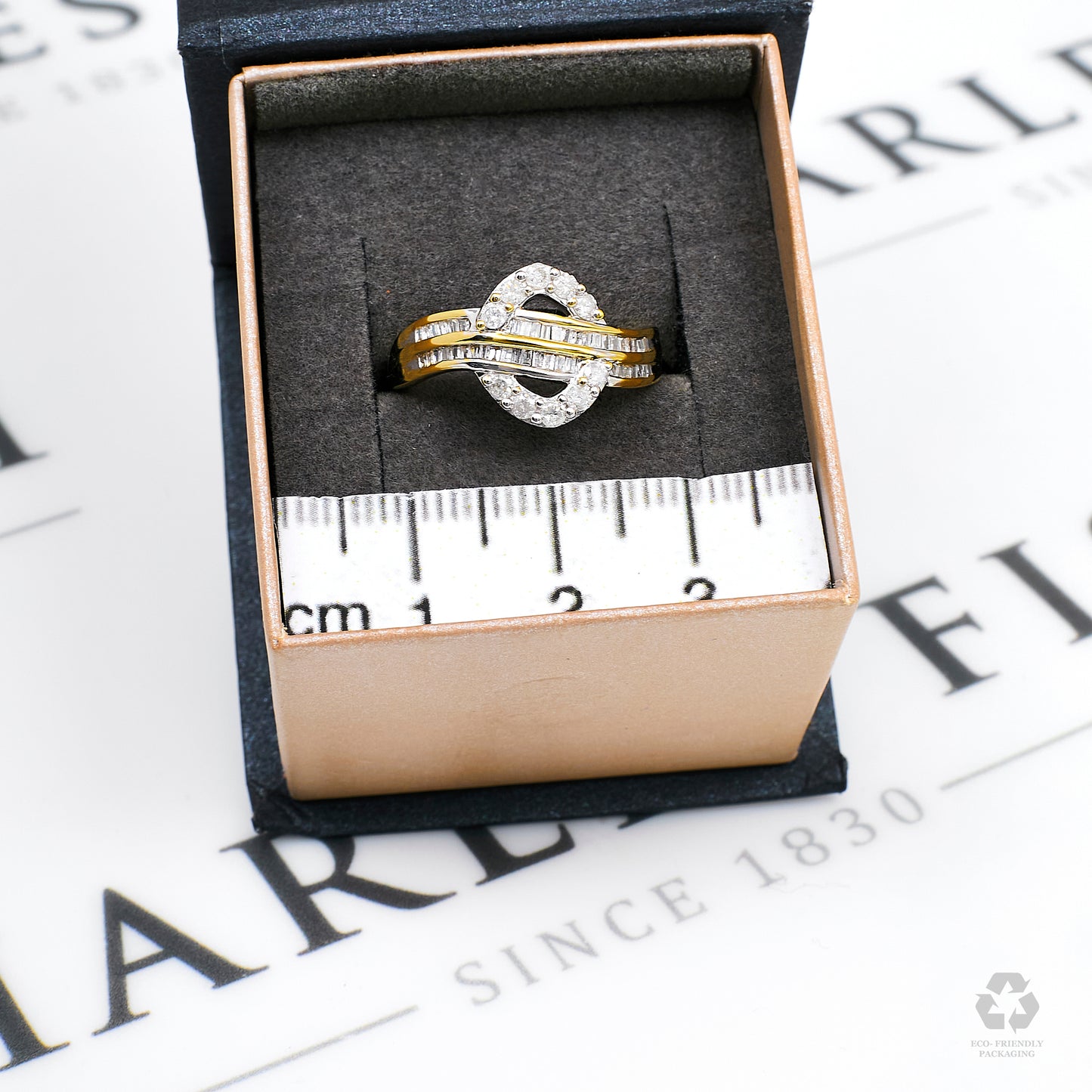 Pre-Owned 9ct Gold Diamond Wave & Circle Ring Size N