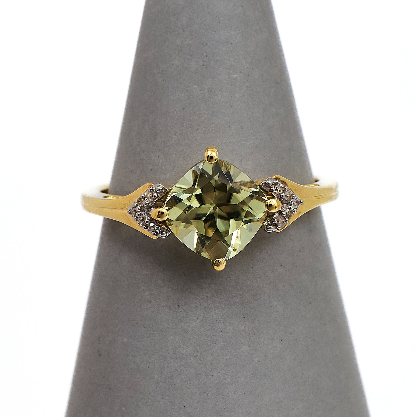 Pre-Owned 9ct Gold Rhombus Diaspore & 10 Diamond Ring Size N