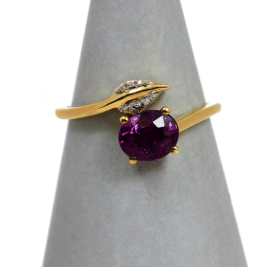Pre-Owned 9ct Gold Garnet & Diamond Crossover Ring Size N