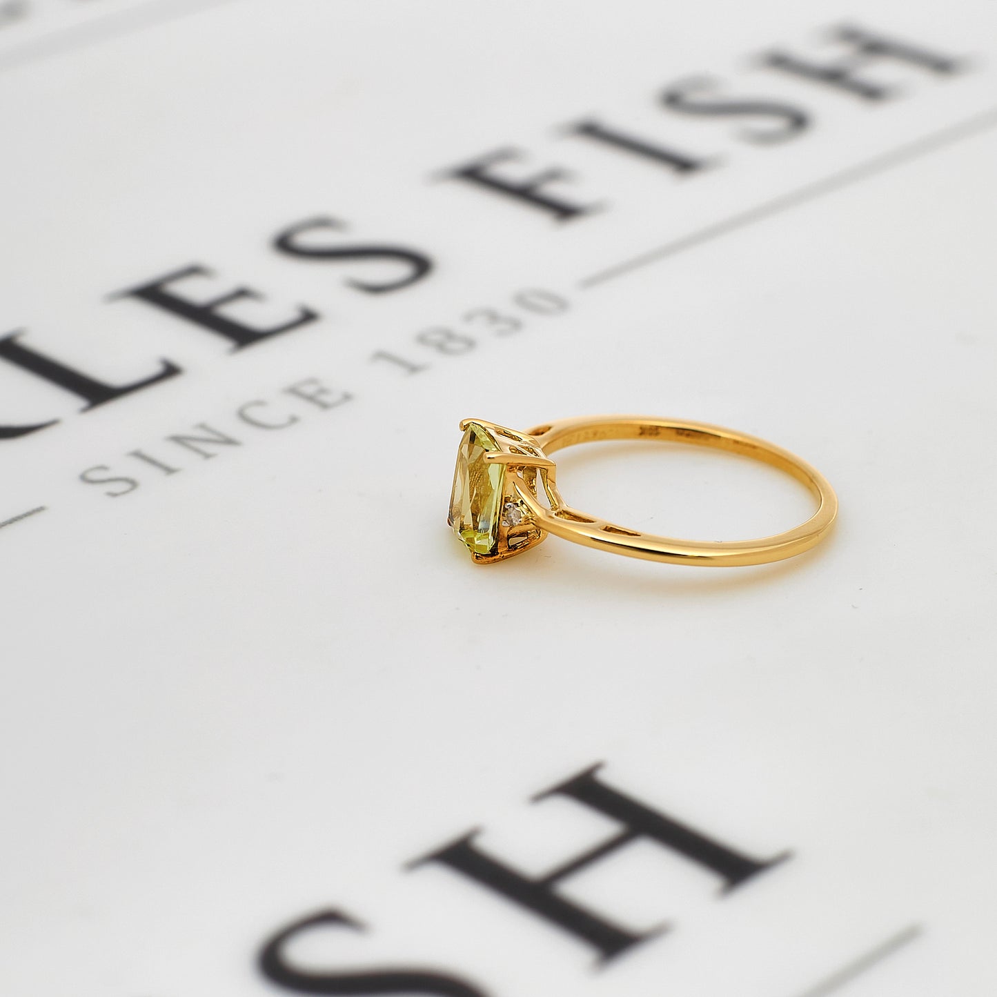 Pre-Owned 9ct Gold Rectangle Spodumene & Diamond Ring Size N