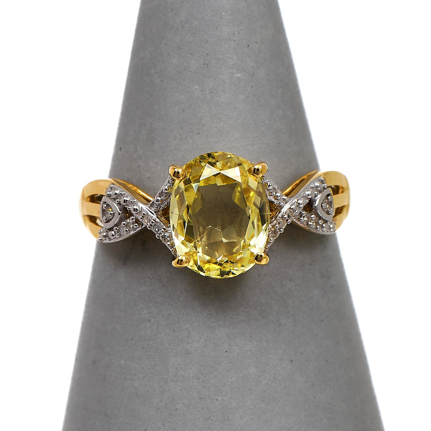 Pre-Owned 9ct Gold Spodumene & 12 Diamond Ring Size N