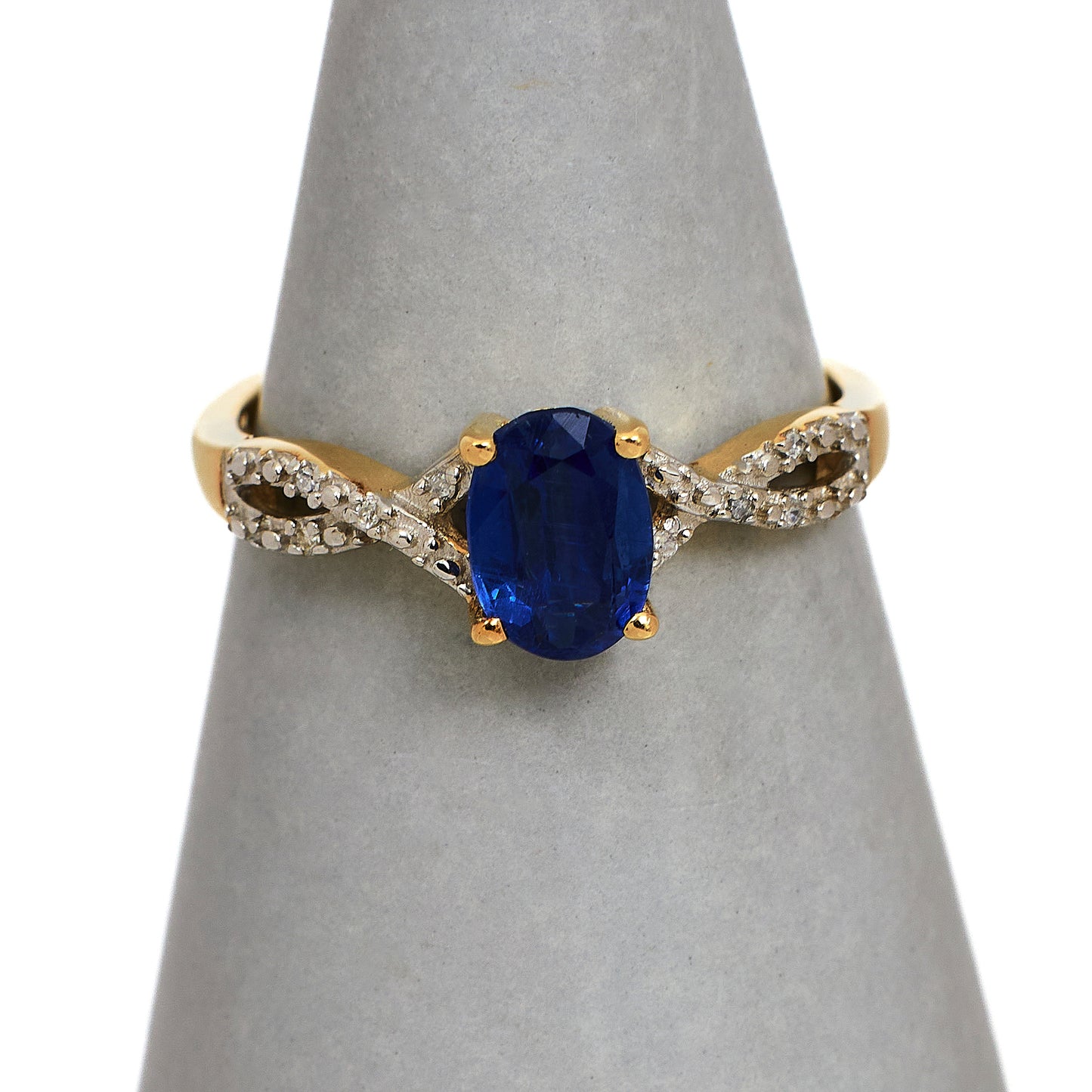 Pre-Owned 9ct Gold Oval Kyanite & Diamond Ring Size N