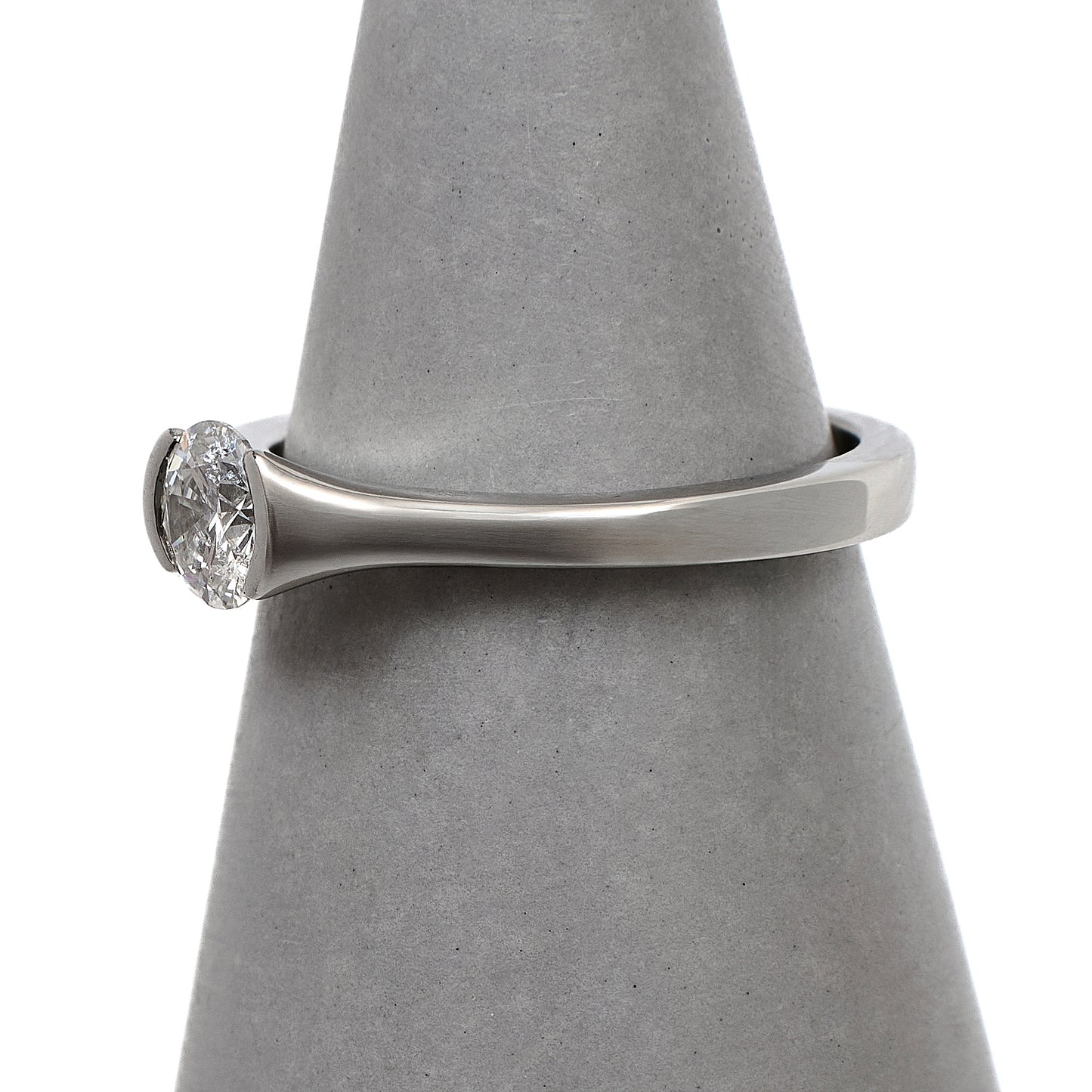 Pre-Owned Platinum Diamond Ring Size K