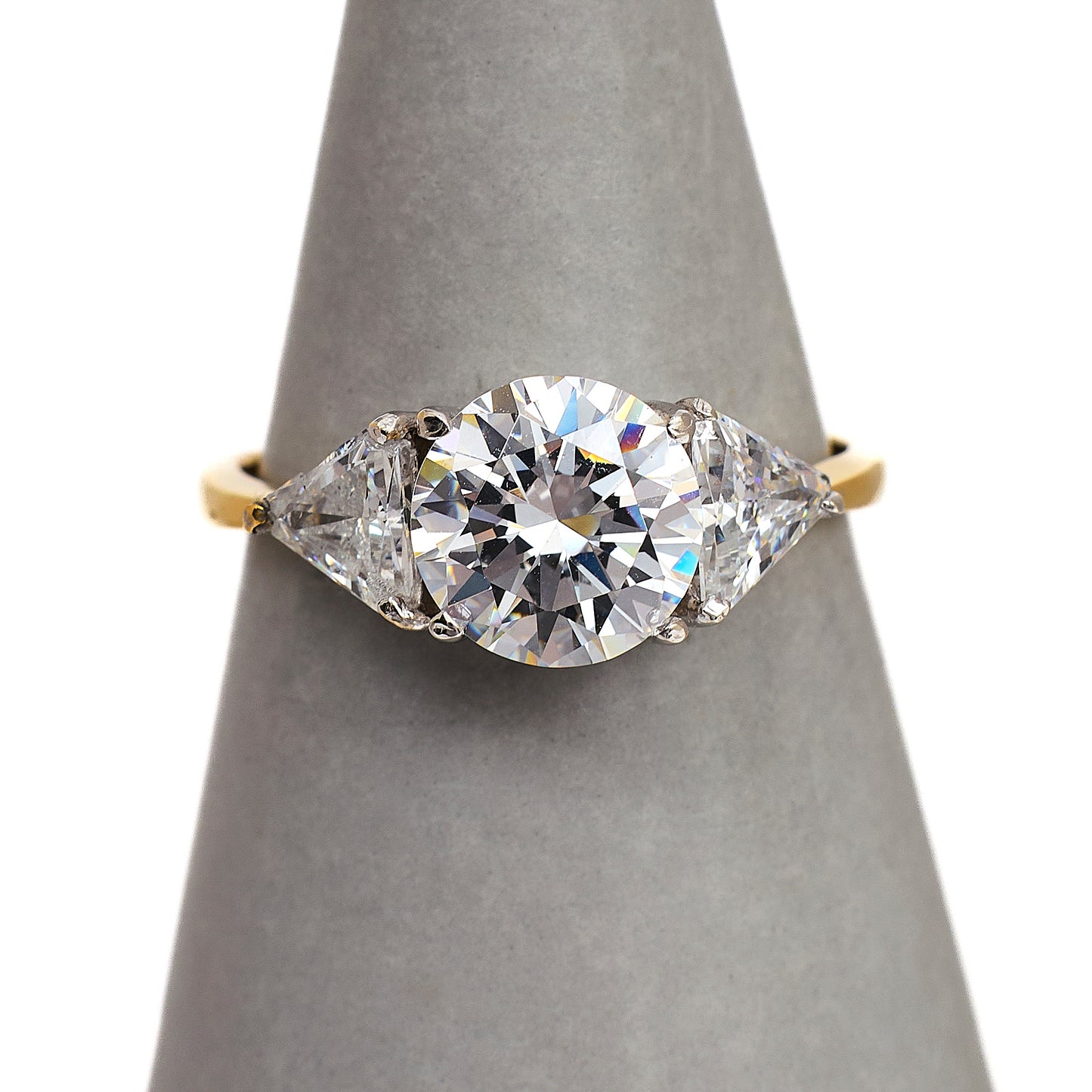 Pre-Owned 14ct Gold 3 CZ Dress Ring Size P