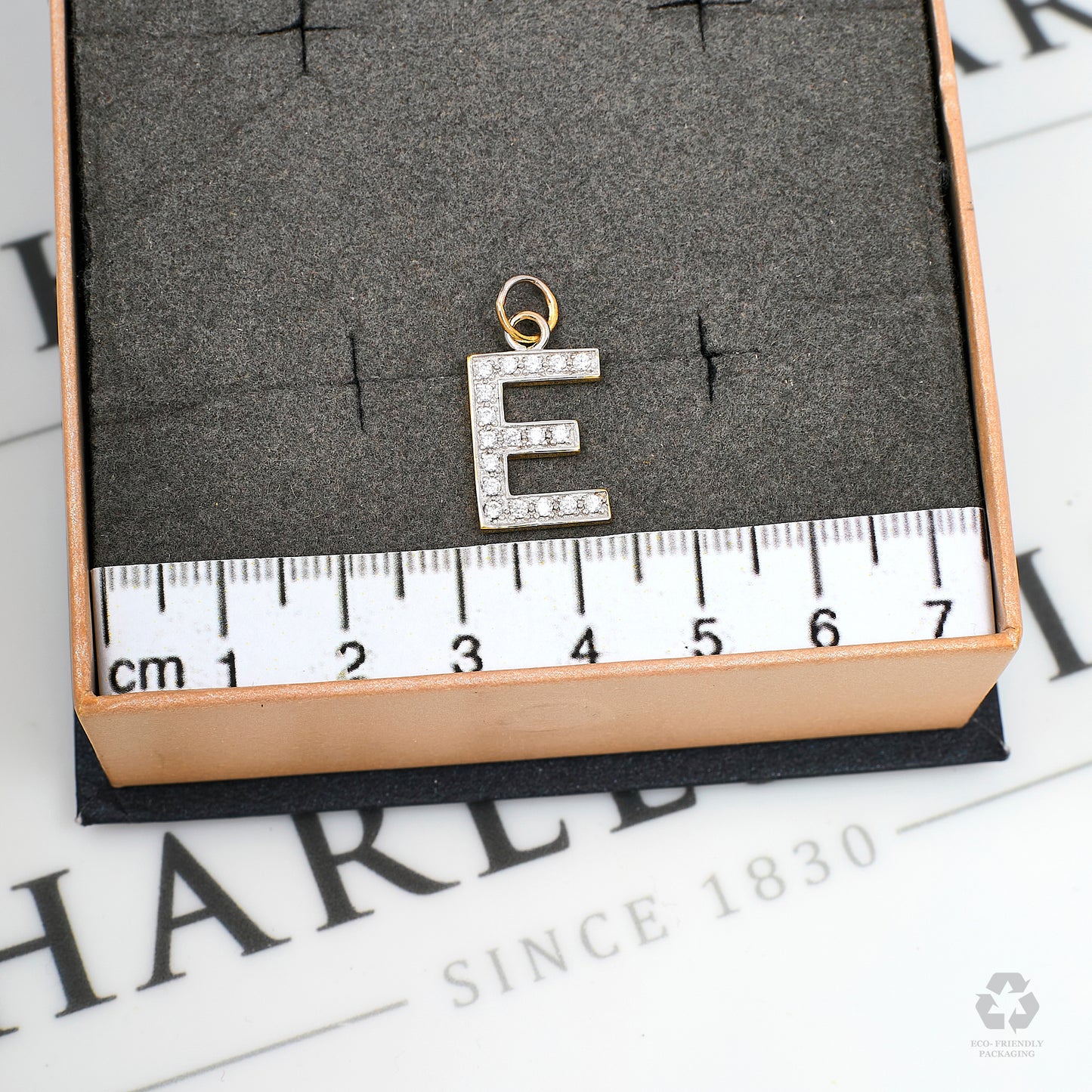 Pre-Owned 9ct Gold CZ Letter E Initial Pendant