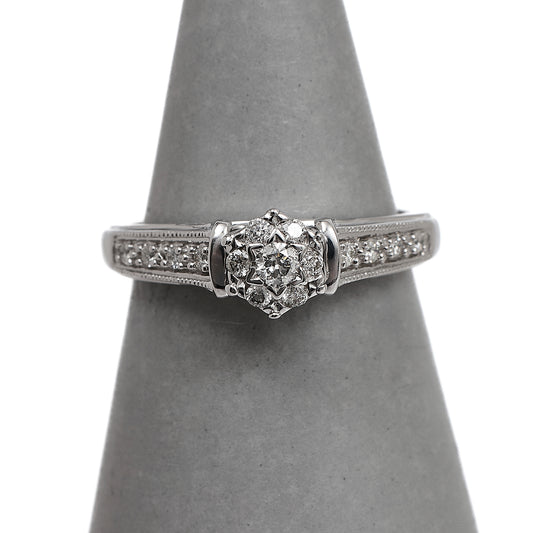 Pre-Owned 9ct White Gold Diamond Cluster Ring Size K.5