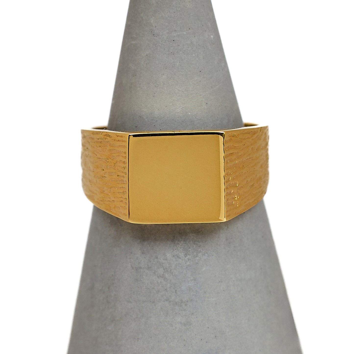 Pre-Owned 9ct Gold Square Signet Ring Size G.5