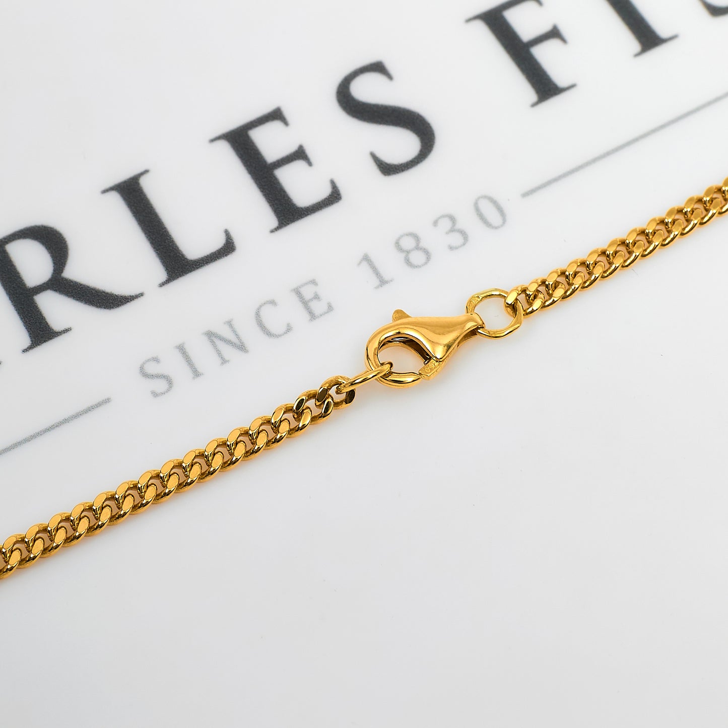 Pre-Owned 18ct Gold Curb Chain Necklace 20 Inch