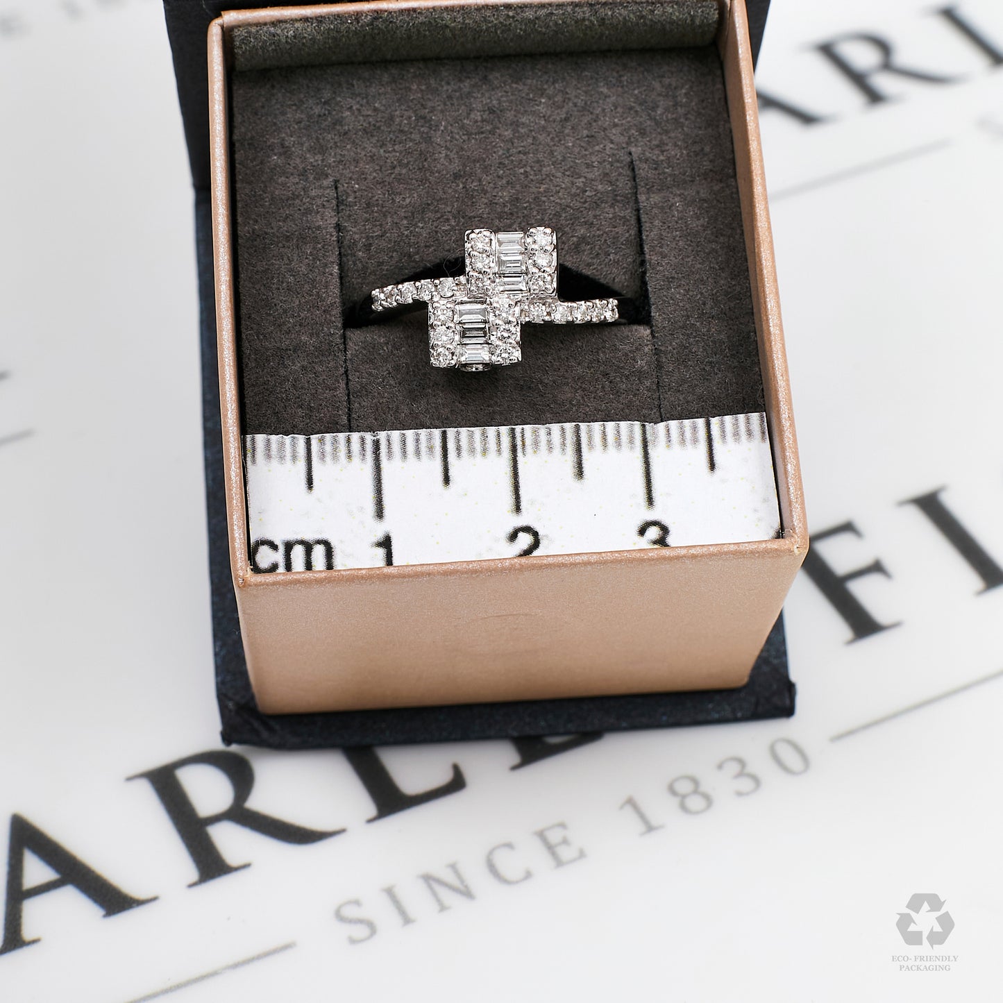 Pre-Owned 18ct White Gold Diamond Crossover Ring Size O