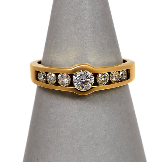 Pre-Owned 18ct Gold 7 Diamond Ring Size O