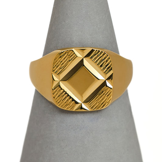 Pre-Owned 9ct Gold Square Rhombus Pattern Signet Ring Size R.5