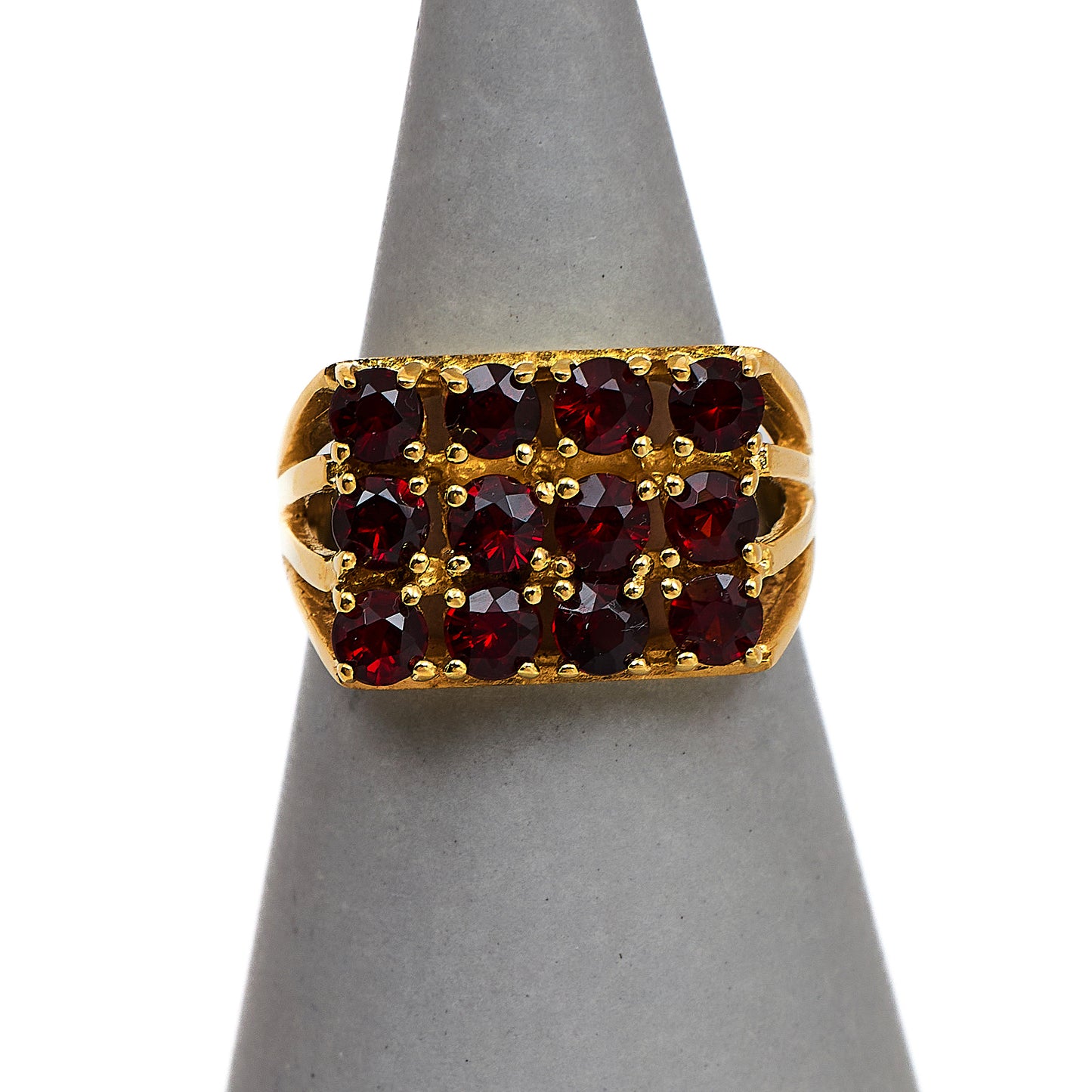 Pre-Owned 9ct Gold 12 Garnet Ring Size L.5