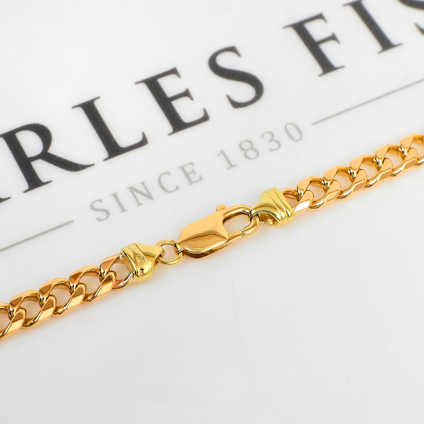 Pre-Owned 9ct Gold Curb Chain Necklace 22 Inch