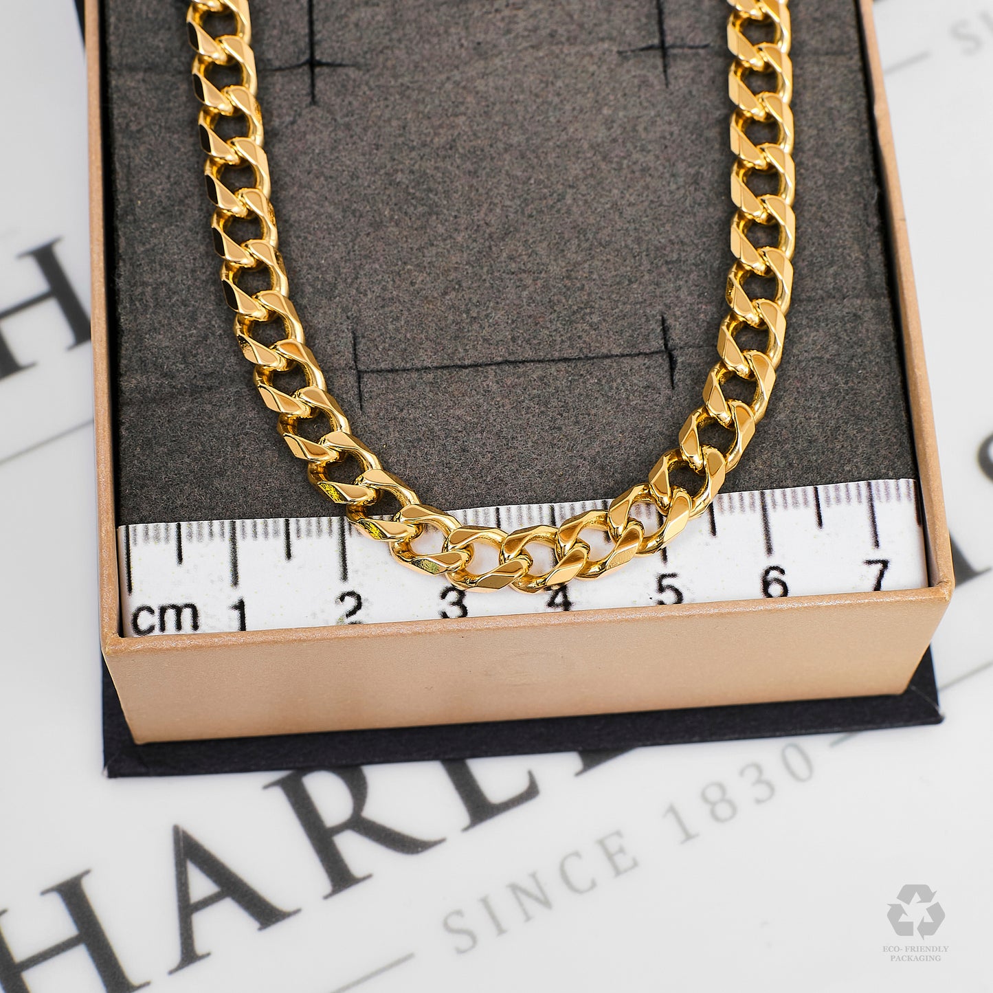 Pre-Owned 9ct Gold Curb Chain Necklace 22 Inch