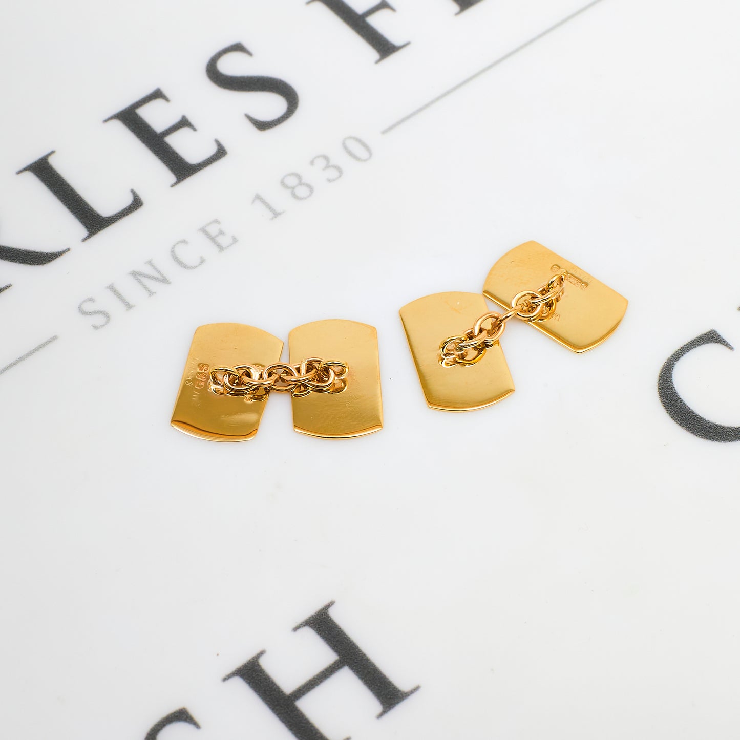 Pre-Owned 9ct Gold Rectangle Chain Link Patterned Cufflinks