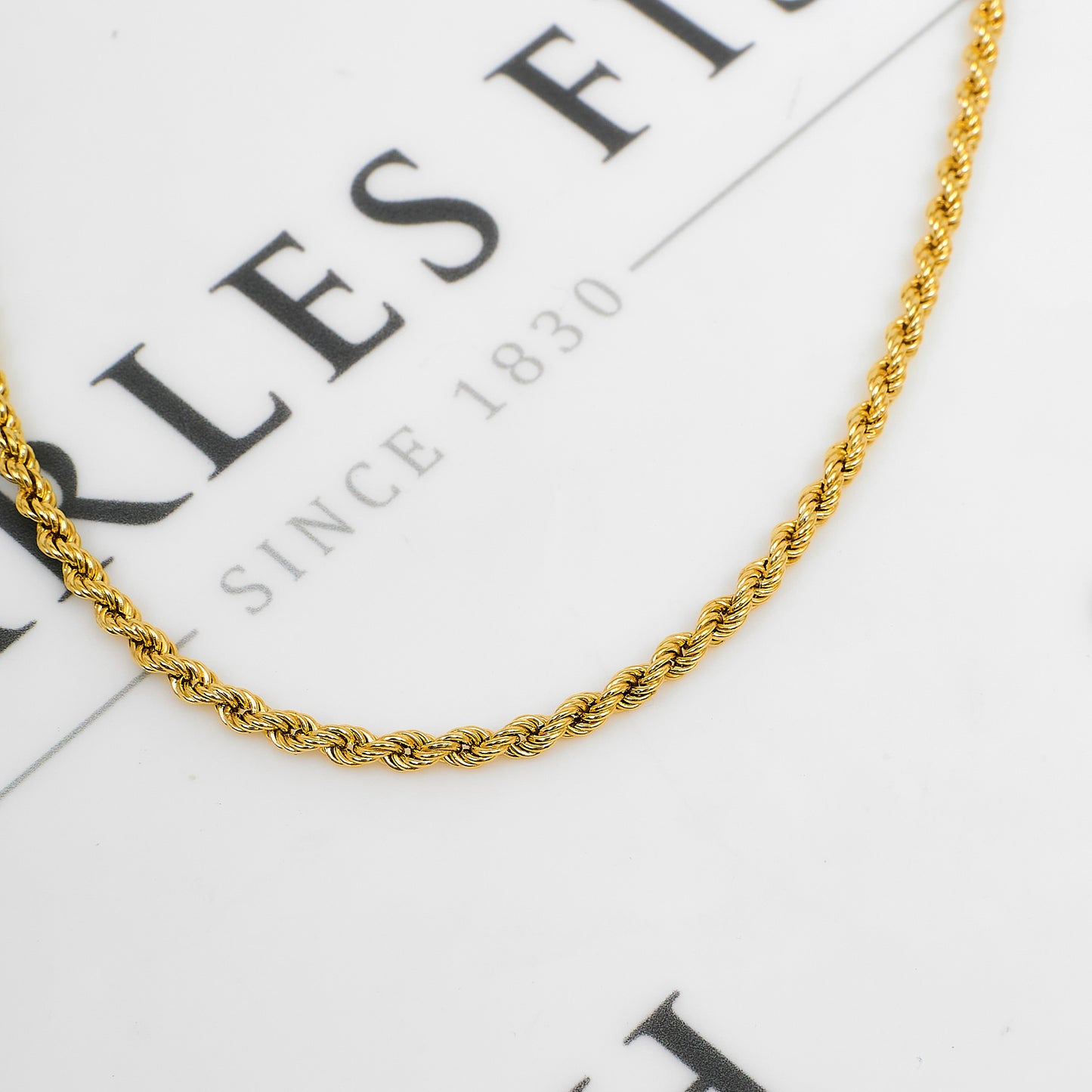 Pre-Owned 9ct Gold Rope Chain Necklace 18 Inch