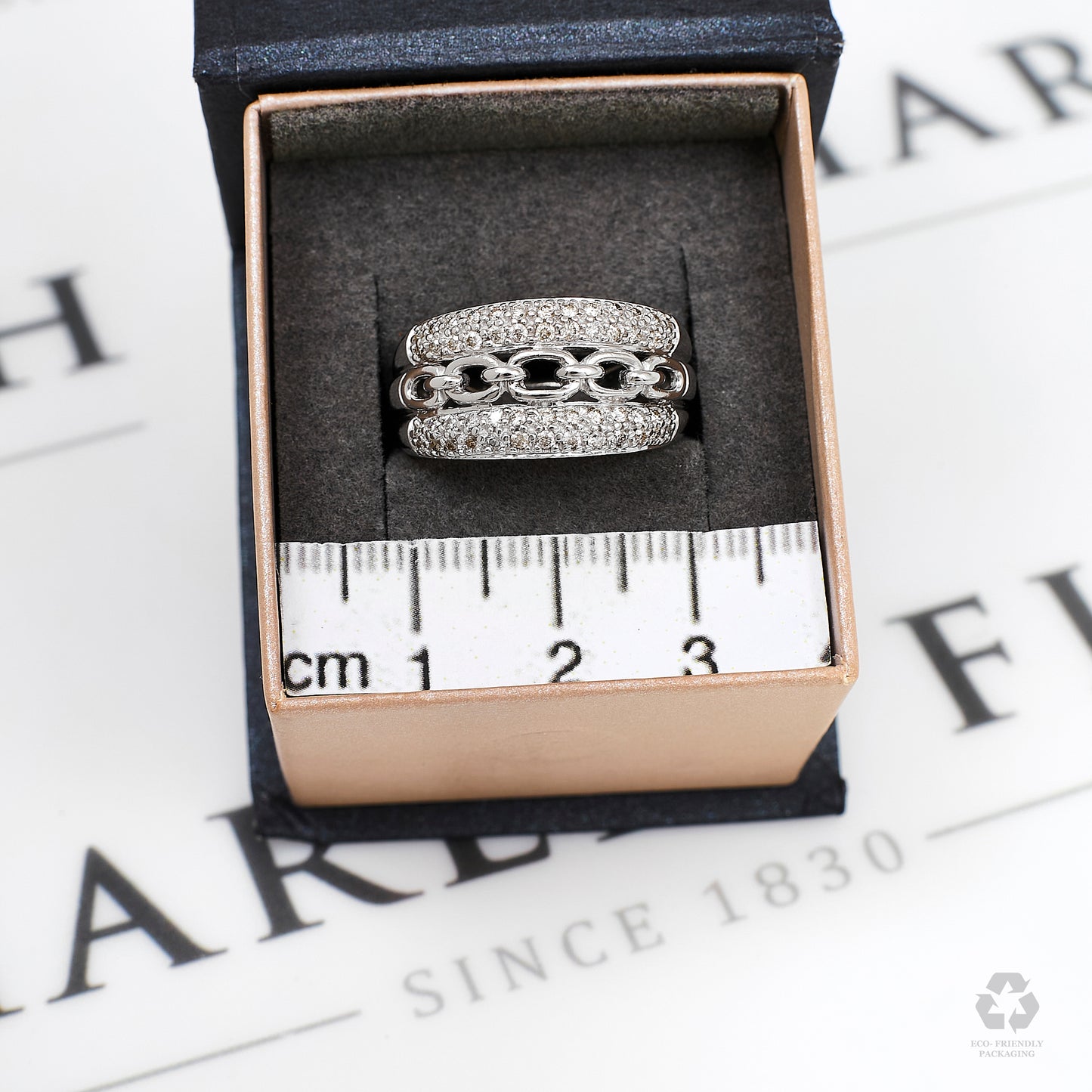 Pre-Owned 9ct White Gold 4 Row Diamond Link Design Ring
