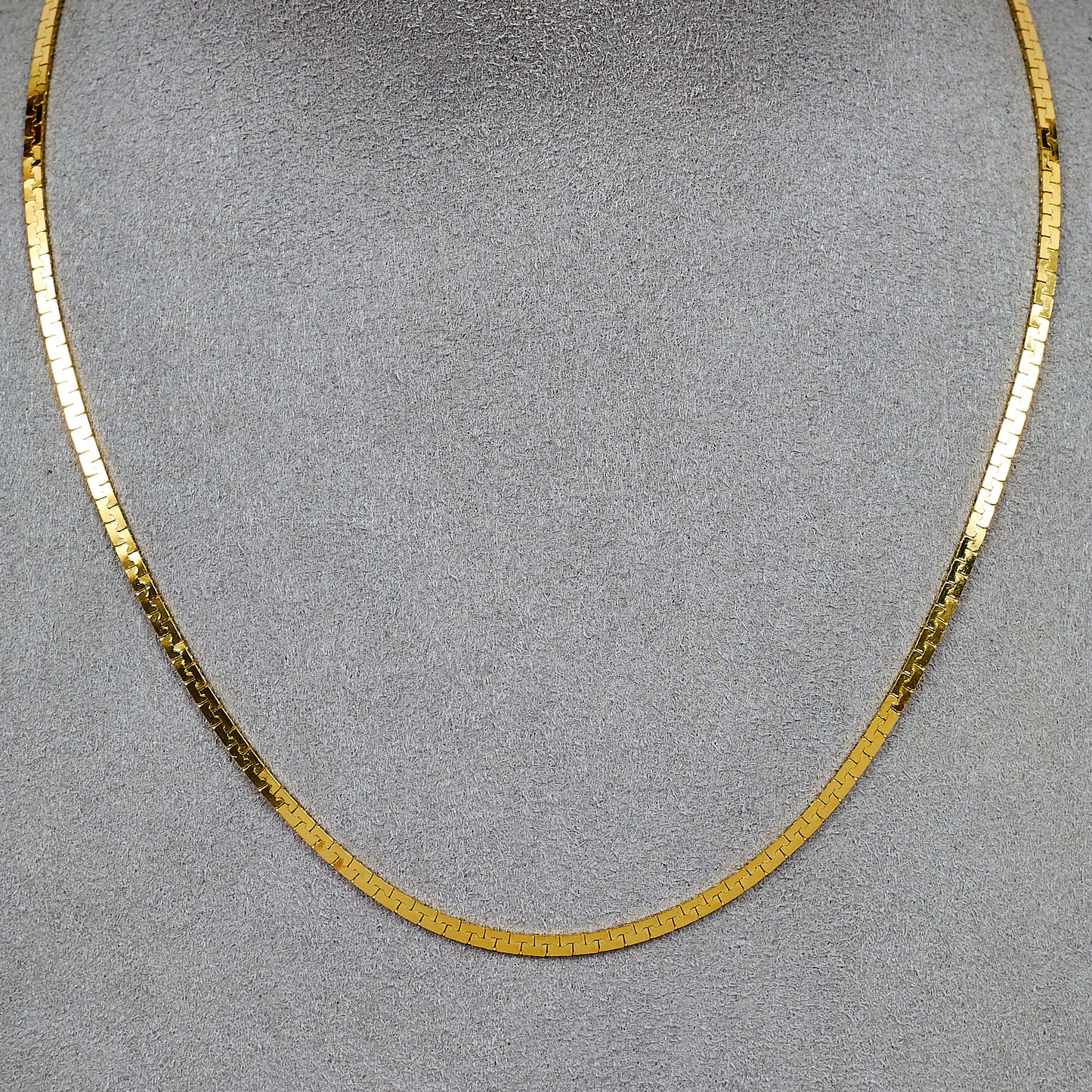Pre-Owned 18ct Gold Flat Chain Necklace 16 Inch