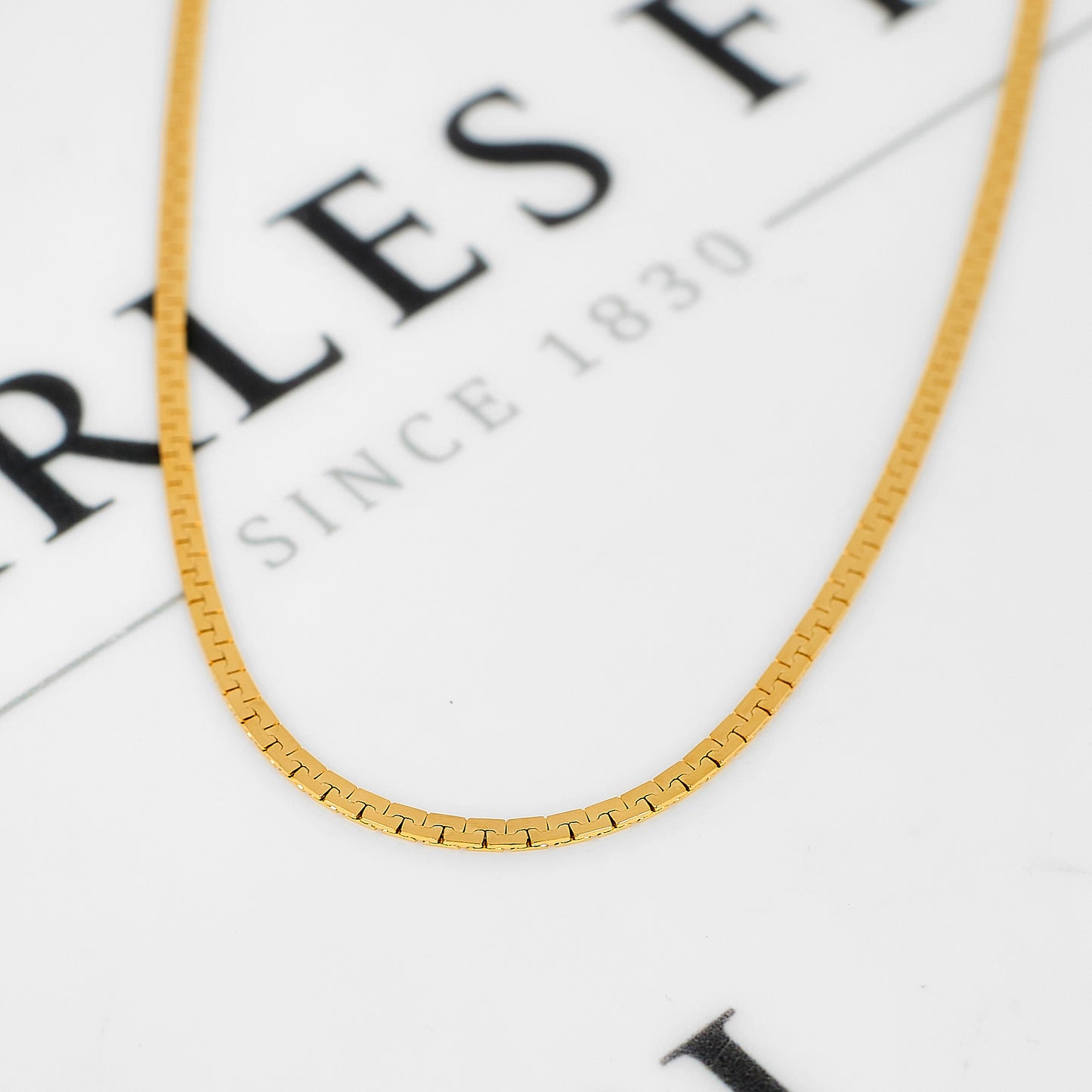 Pre-Owned 18ct Gold Flat Chain Necklace 16 Inch