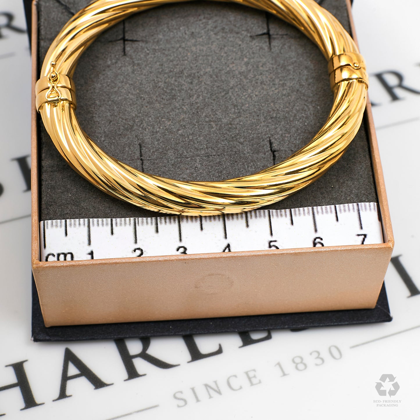 Pre-Owned 9ct Gold Hinged Twist Design Bangle