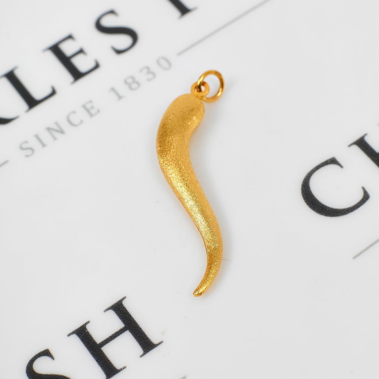 Pre-Owned 18ct Gold Horn Of Life Pendant Sandblasted