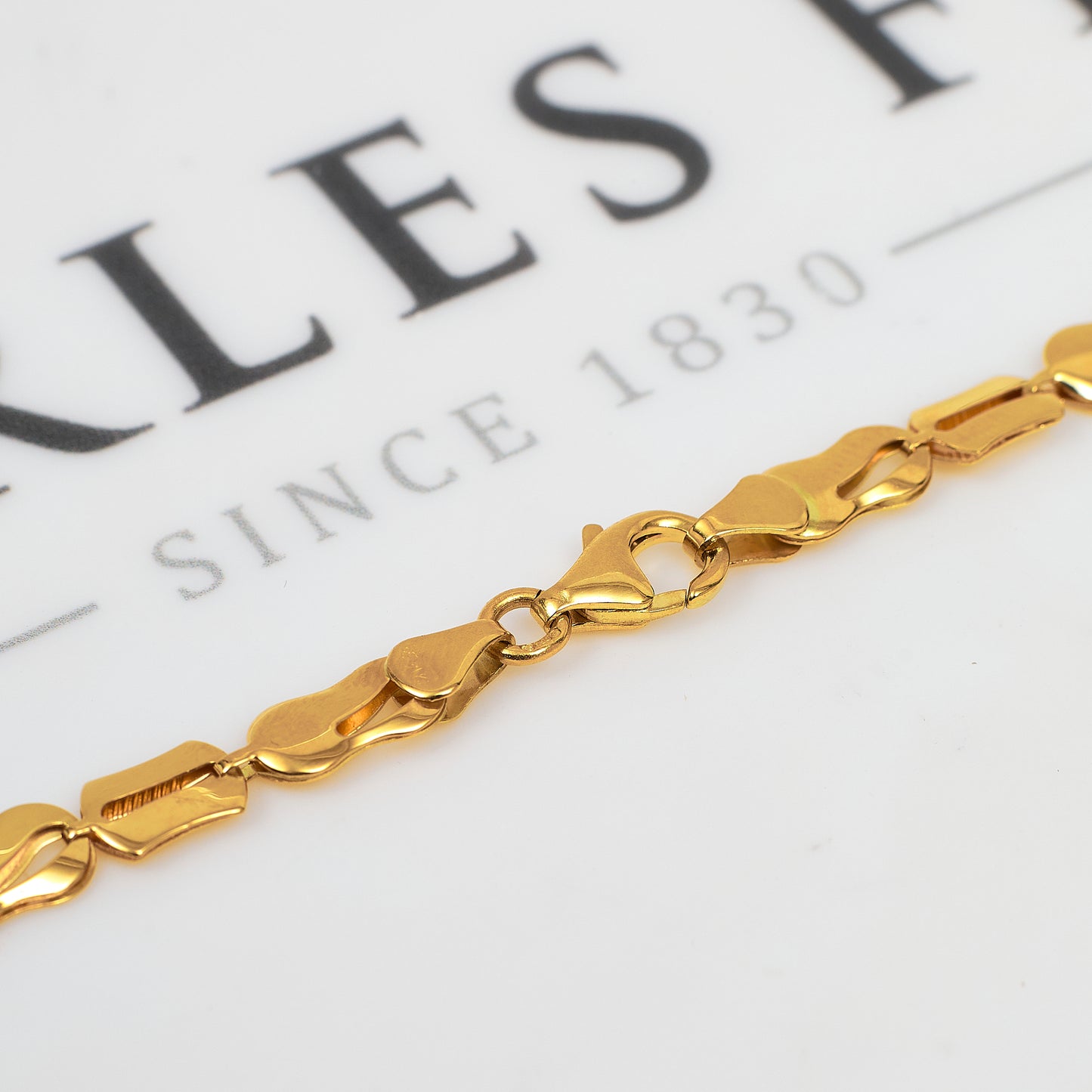 Pre-Owned 18ct Gold Freeform Link Chain Necklace 18 Inch