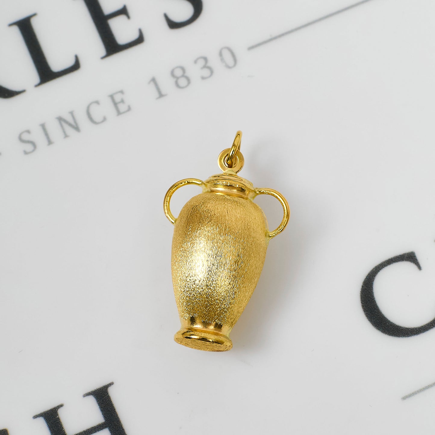 Pre-Owned 18ct Gold Urn Pendant Sandblast Finish